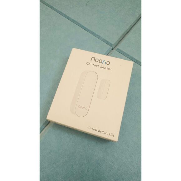 Noorio Contact Sensor: Tool-Free Installation, Smart Alerts, Requires Hub - Picture 2 of 3